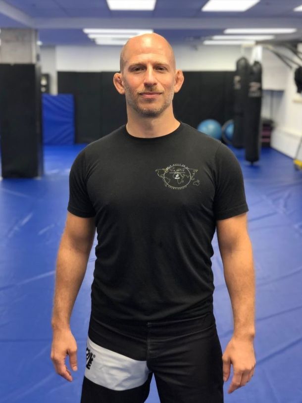Instructor Elliot Bayev
