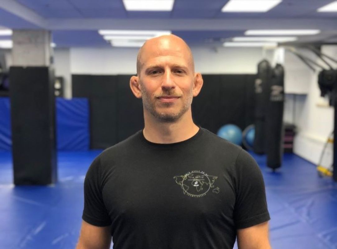 Instructor Elliot Bayev